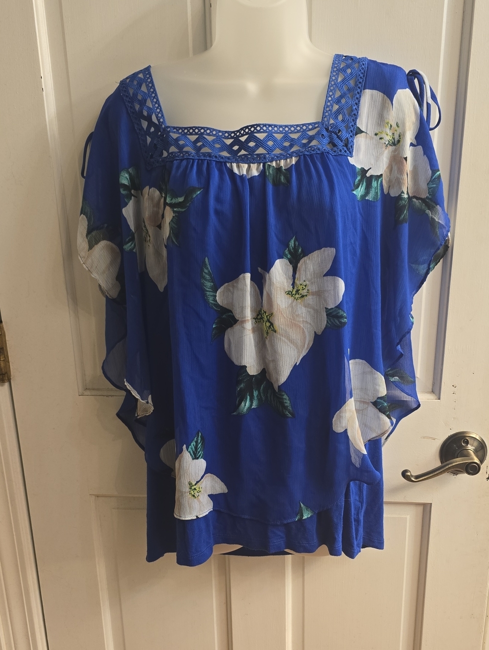 Apt. 9 Royal Blue Floral Square-Neck Blouse